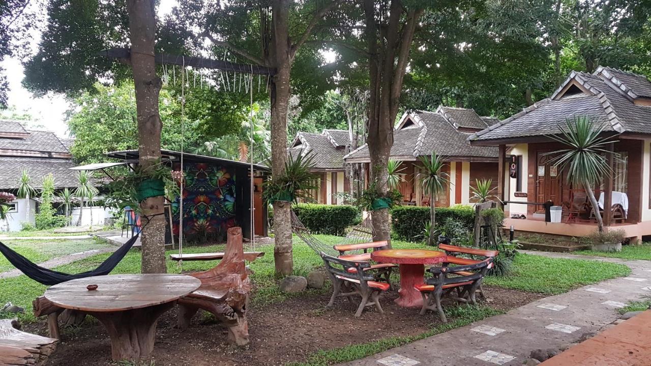 Brick House Hostel Pai Ngoại thất bức ảnh
