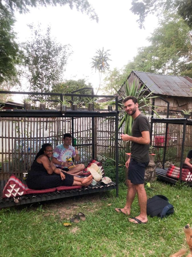 Brick House Hostel Pai Ngoại thất bức ảnh