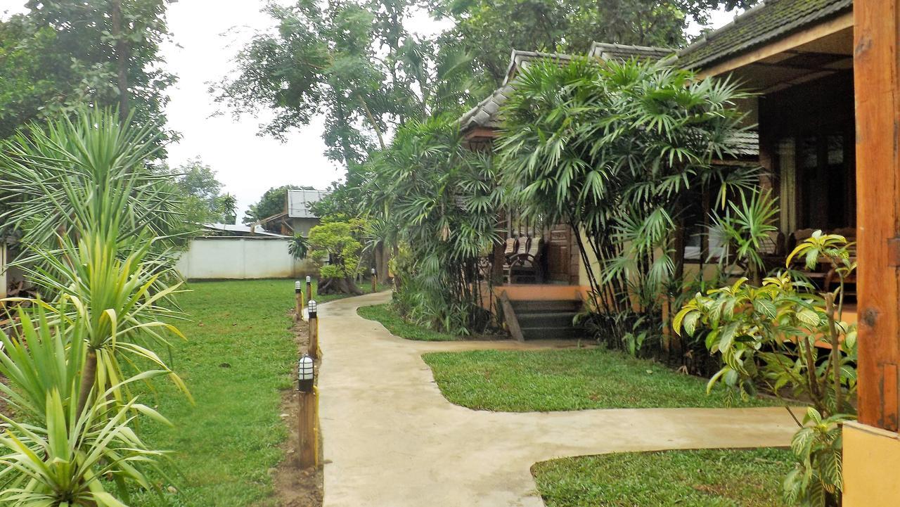 Brick House Hostel Pai Ngoại thất bức ảnh